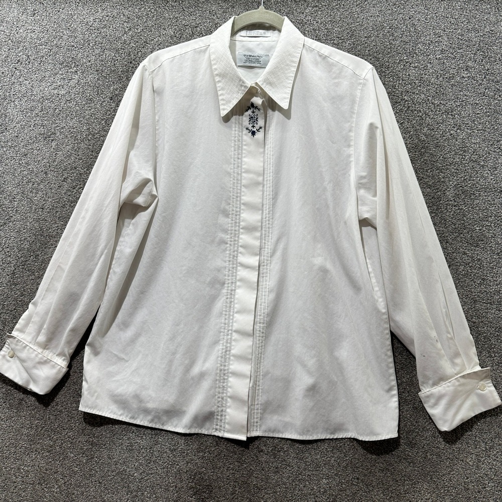 VTG Utah Woolen Mills White Pintuck Embroidered Button Up Blouse Size 12 Office